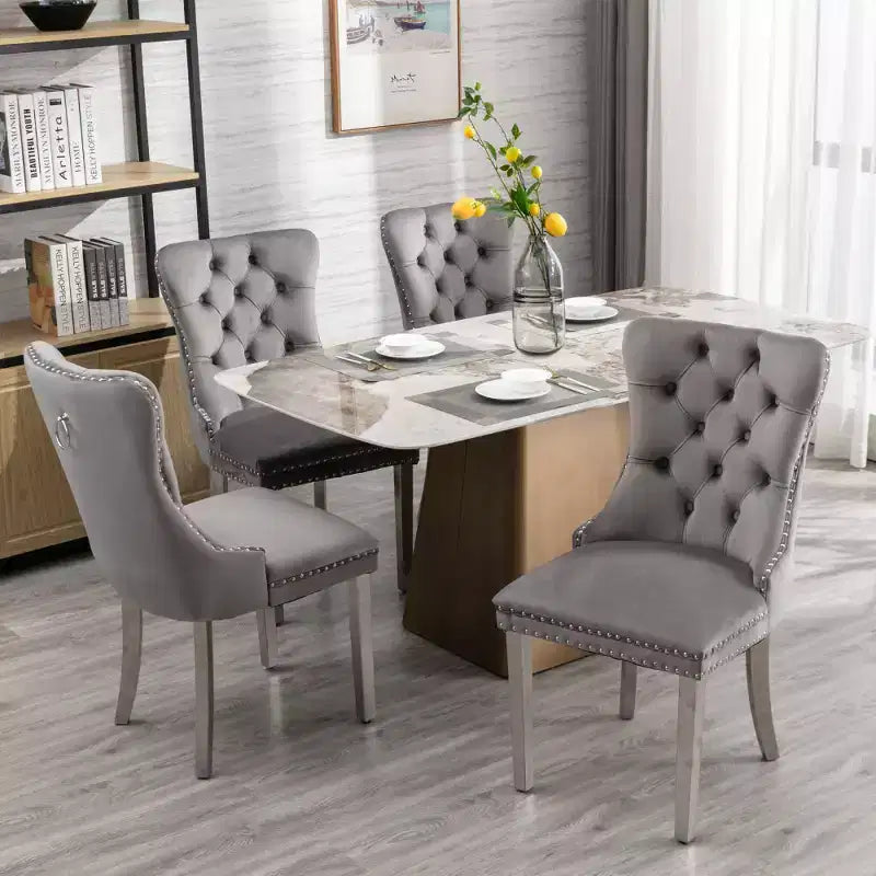 Set di 2 sedie da pranzo moderne in velluto con tappezzeria trapuntata di alta qualità, struttura in legno massello e gambe placcate in acciaio inossidabile cromato