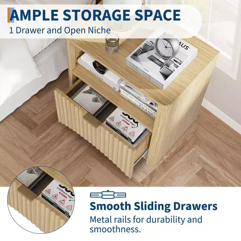 Comodino in Rovere da 23 Pollici, Tavolino da Notte con Superficie Impermeabile con Cassetto e Ripiano, Tavolino Laterale Moderno con Scanalature in Stile Mid-Century per la Camera da Letto